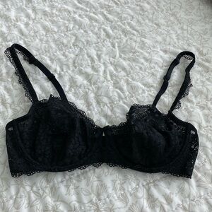 Black lace bra